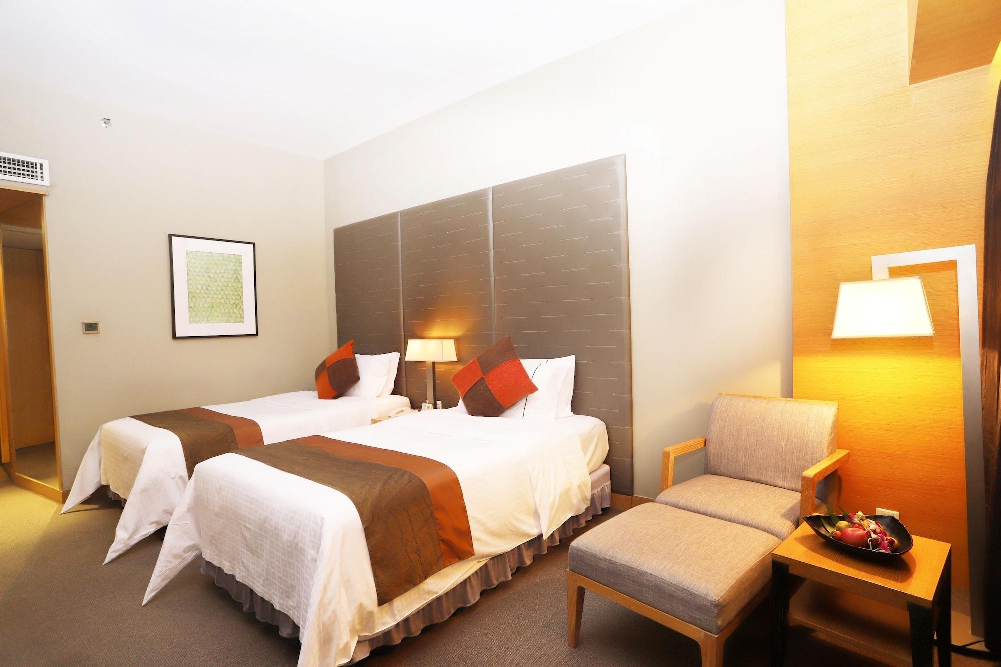 Jianguo Hotel Гуанджоу Екстериор снимка